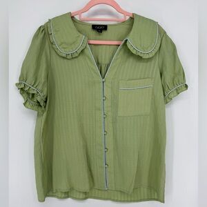 Gigio Women's Sage Green Button-Down Blouse With Ruffled Collar Size Medium